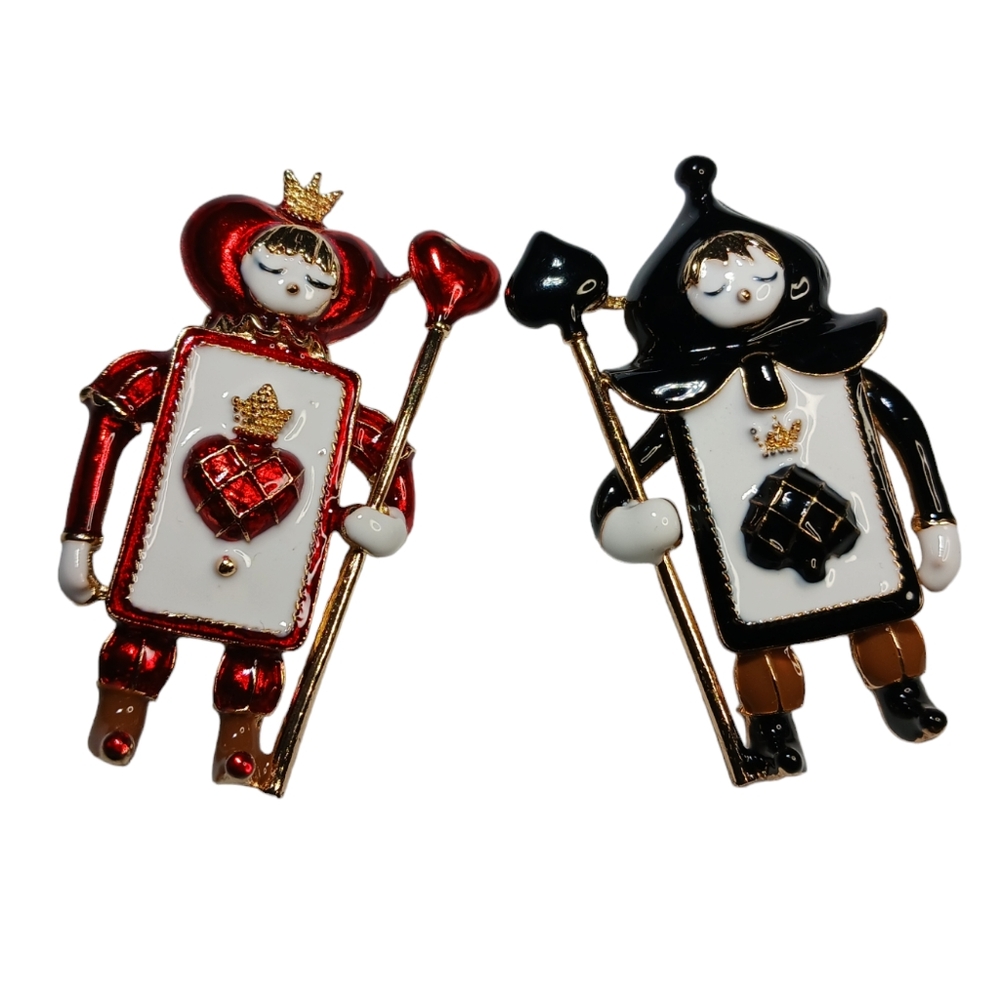 Two Fantasy Card Guard People Pin Brooch Set - Picture 3 of 4